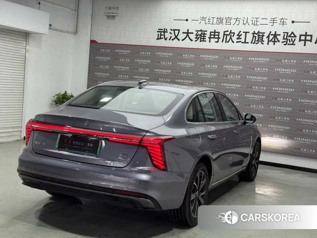 Red flag H5 PHEV 2025 Серебристо-серый из Китая, фото 4