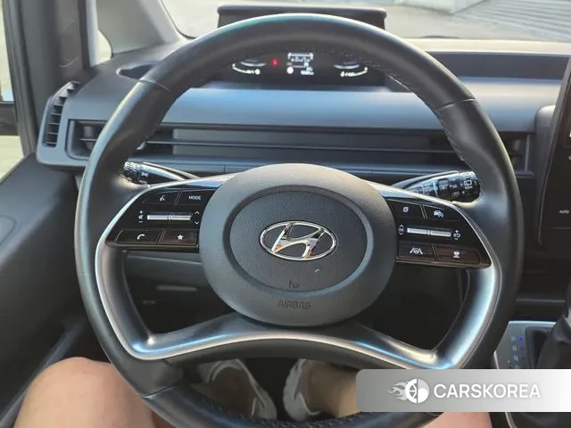 Hyundai Staria 2022 Серый из Кореи, фото 4