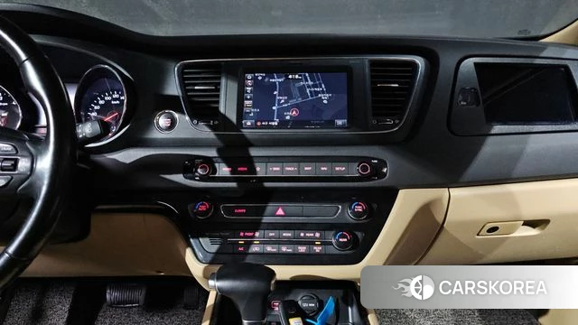 Kia The New Carnival 2018 Белый из Кореи, фото 4