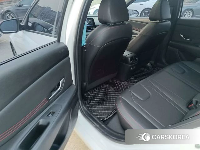 Hyundai Elantra 2022 Белый из Китая, фото 4