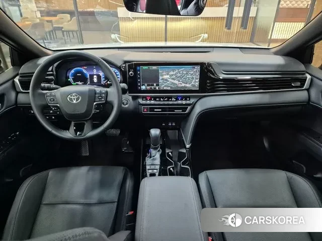 Toyota Camry (XV80) 2025 Белый из Кореи, фото 4