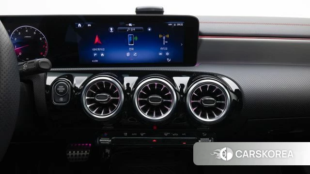 Mercedes-Benz CLA-Class C118 2025 Белый из Кореи, фото 4