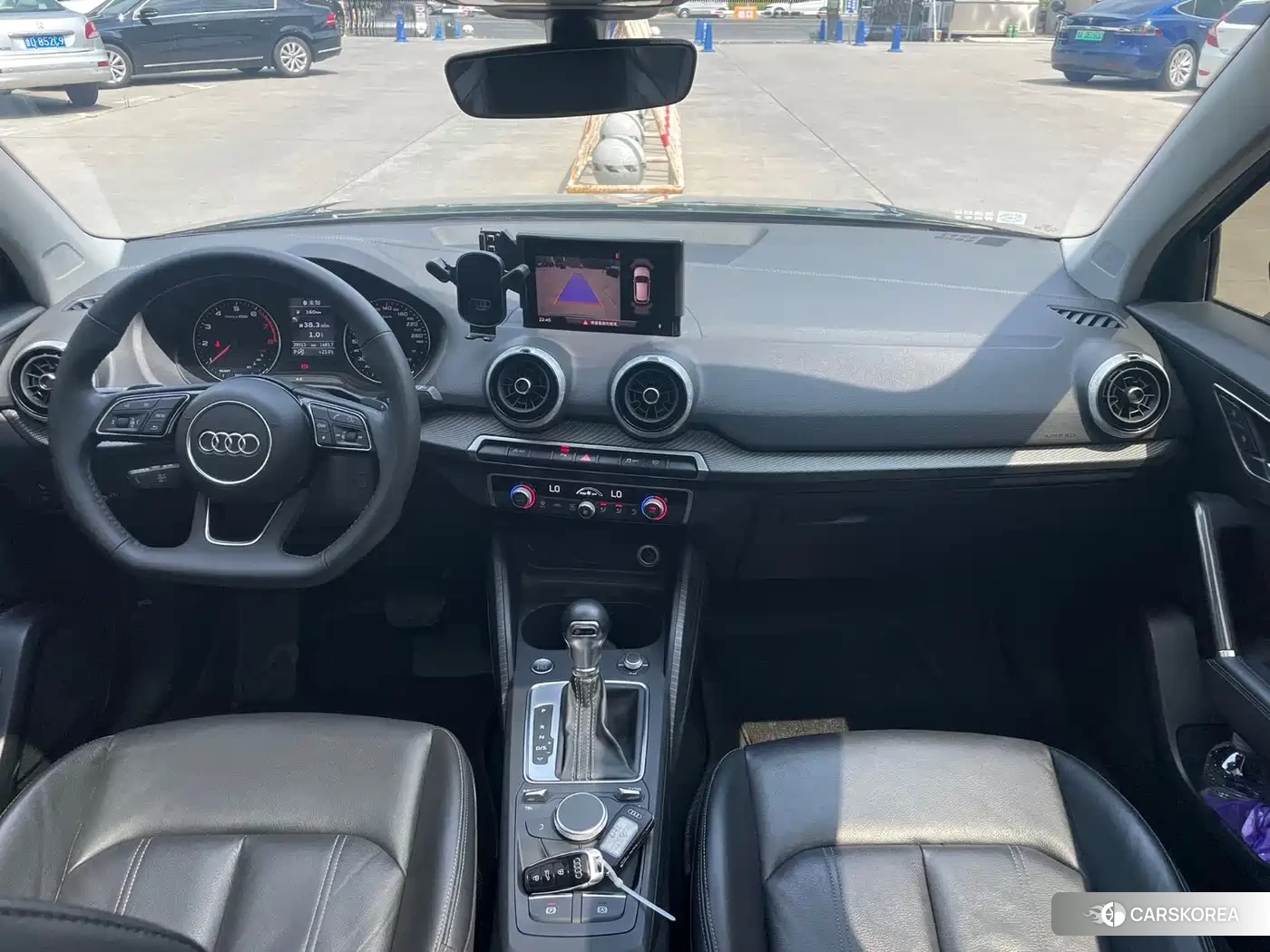Audi Q2L 2021 Silver/gray из Китая, фото 4