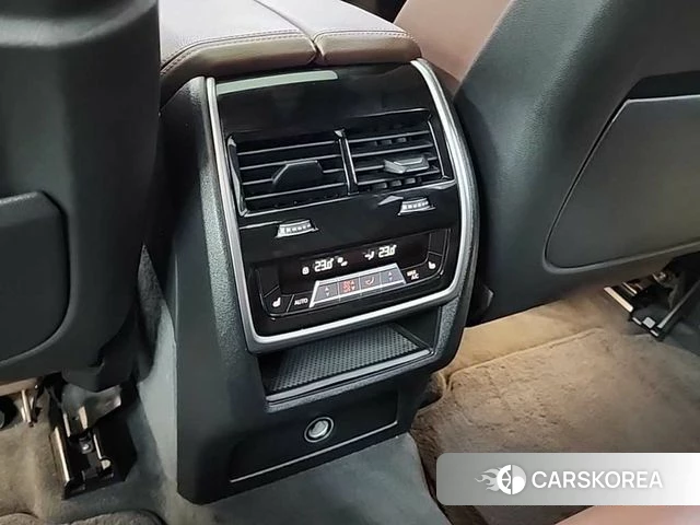BMW X6 (G06) 2021 Черный из Кореи, фото 4