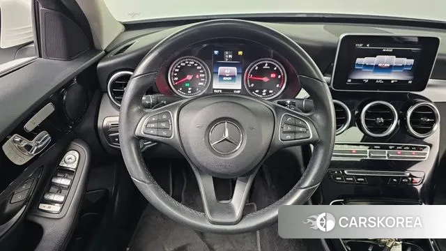 Mercedes-Benz C-Class W205 2018 Белый из Кореи, фото 4