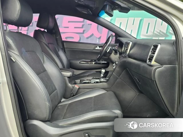 Kia Sportage The Bold 2018 Серебристо-серый из Кореи, фото 4