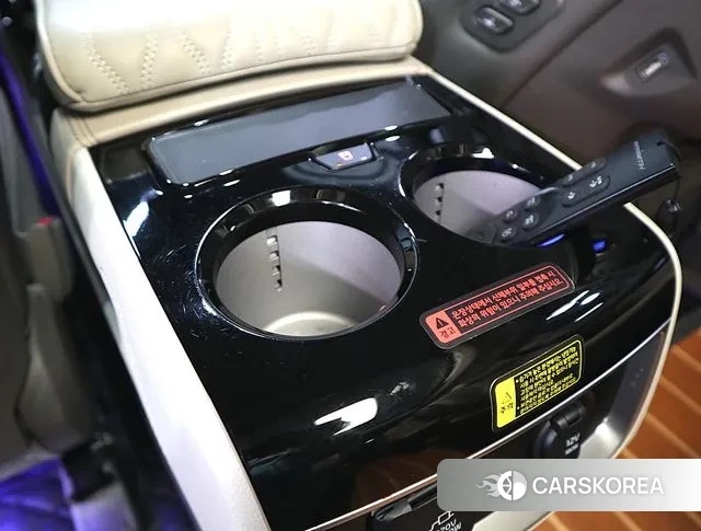 Kia Carnival 4th generation 2022 Белый из Кореи, фото 4