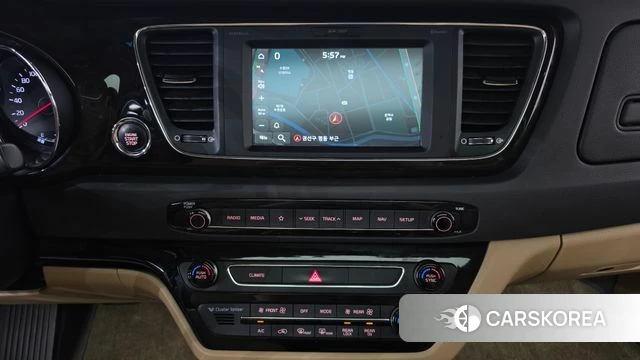 Kia The New Carnival 2018 Белый из Кореи, фото 4