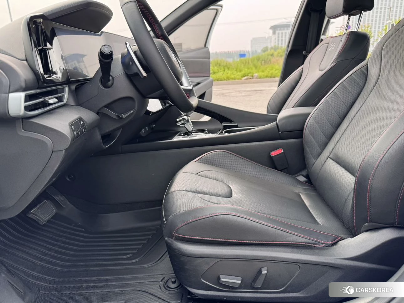 Hyundai Elantra 2022 Белый из Китая, фото 4