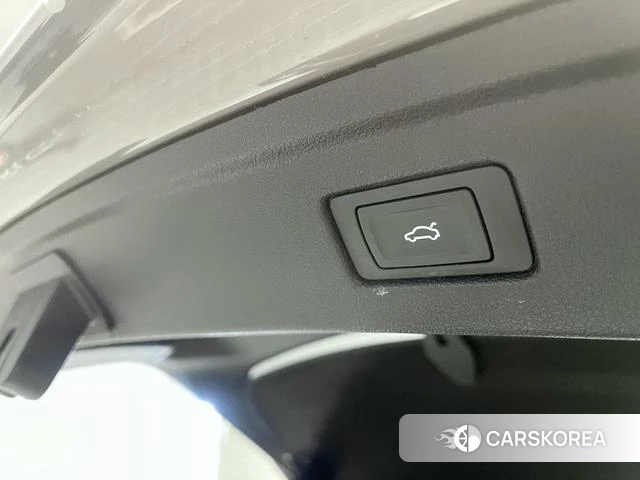 Audi A5 2021 Темно-серый из Китая, фото 4