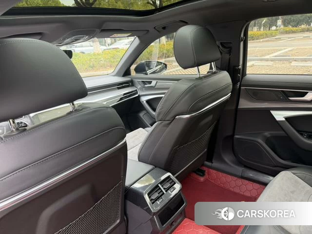 Audi A6L 2022 Черный из Китая, фото 4