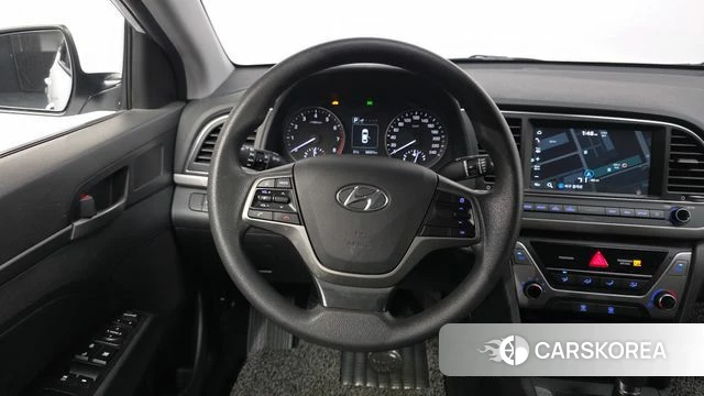 Hyundai Avante AD 2018 Белый из Кореи, фото 4