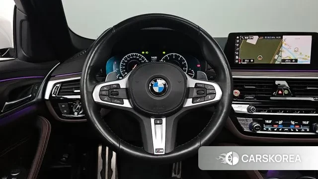 BMW 5 Series (G30) 2019 Белый из Кореи, фото 4