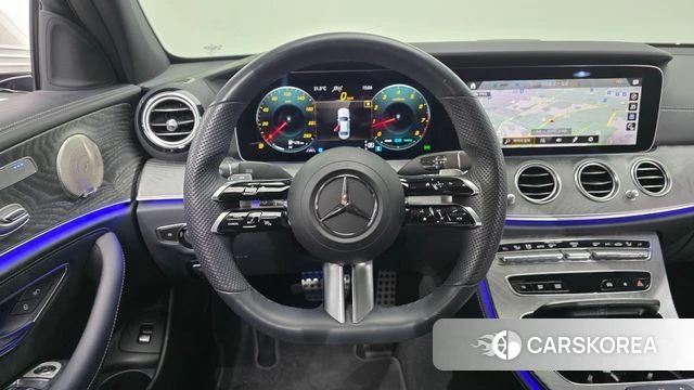 Mercedes-Benz E-Class W213 2022 Белый из Кореи, фото 4