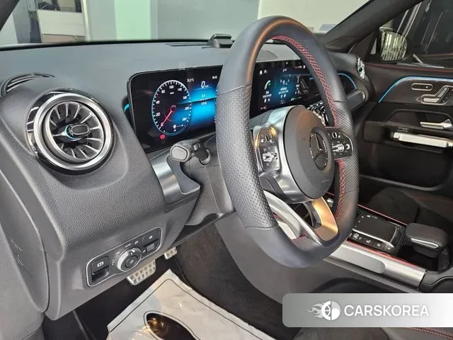 Mercedes-Benz GLB-Class X247 2023 Белый из Кореи, фото 4