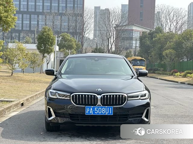 BMW 5 series 2021 Черный из Китая, фото 4
