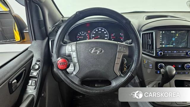 Hyundai The New Grand Starex 2018 Желтый из Кореи, фото 4