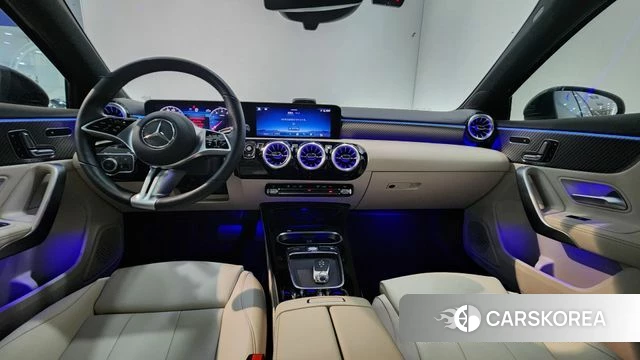 Mercedes-Benz A-Class W177 2024 Черный из Кореи, фото 4