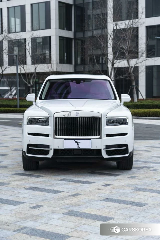 Rolls-Royce Cullinan 2024 Белый из Китая, фото 4