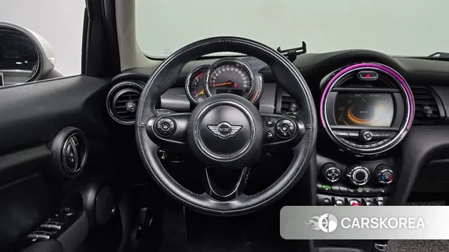 Mini Cooper D 2018 Черный из Кореи, фото 4