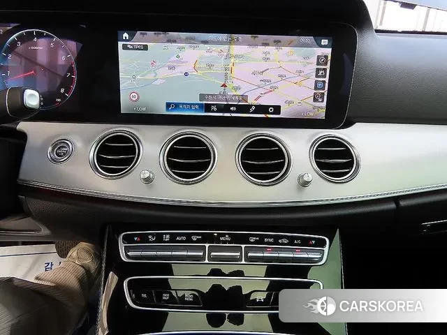 Mercedes-Benz E-Class W213 2021 Серый из Кореи, фото 4