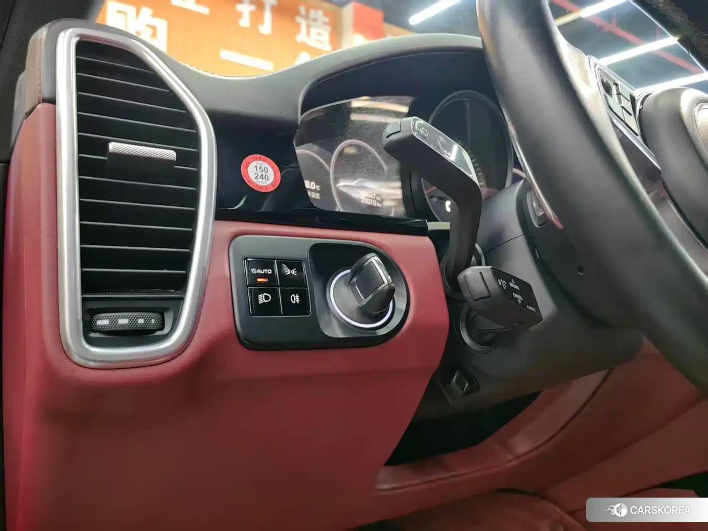Porsche Cayenne 2019 Champagne/brown из Китая, фото 4