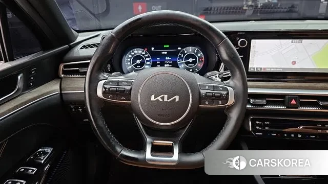 Kia K5 3rd generation 2023 Черный из Кореи, фото 4