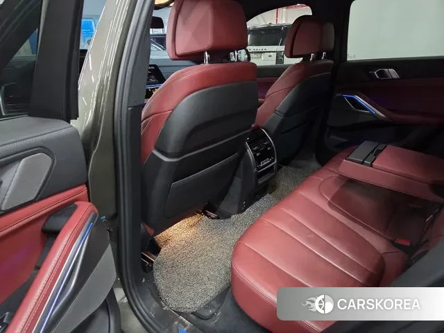 BMW X6 (G06) 2021 Песочный из Кореи, фото 4