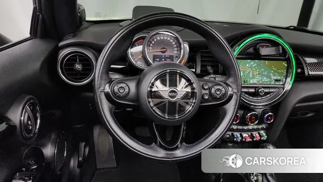Mini Cooper Convertible 2018 Синий из Кореи, фото 4