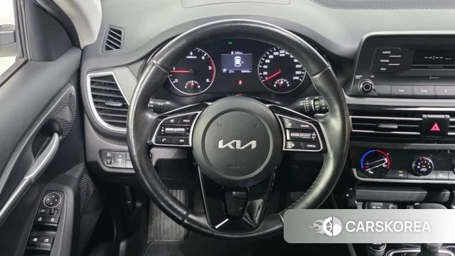 Kia Seltos 2021 Белый из Кореи, фото 4