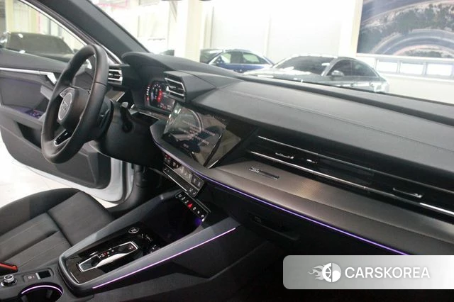 Audi A3 (8Y) 2025 Белый из Кореи, фото 4
