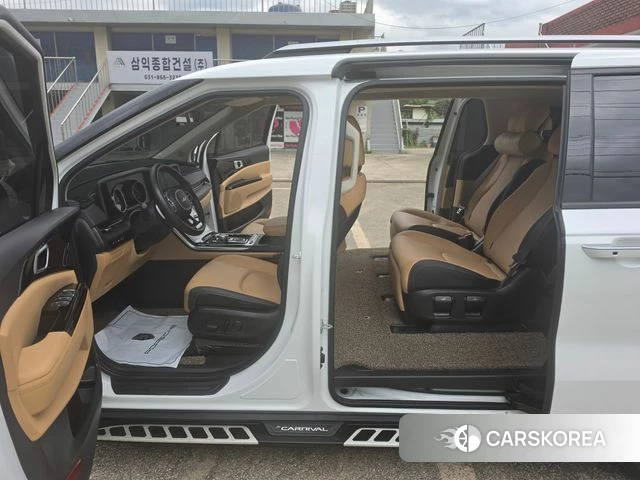 Kia Carnival 4th generation 2023 Белый из Кореи, фото 4