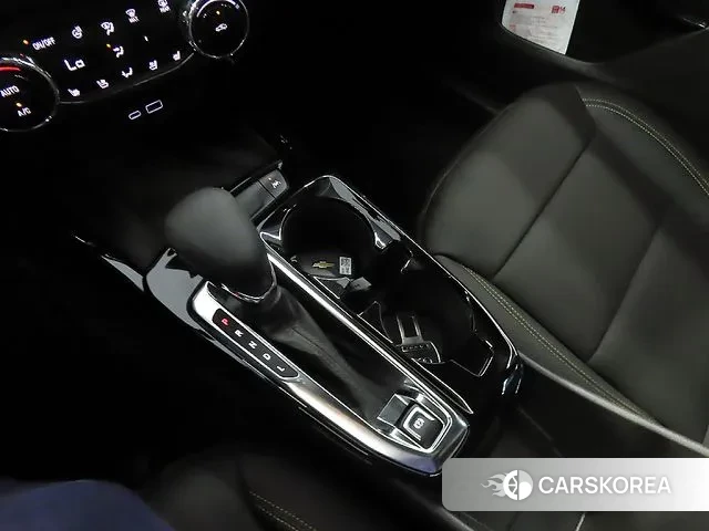 Chevrolet (GM Daewoo) Trax Crossover 2024 Белый из Кореи, фото 4