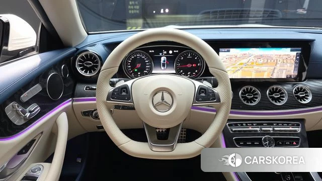 Mercedes-Benz E-Class W213 2018 Белый из Кореи, фото 4