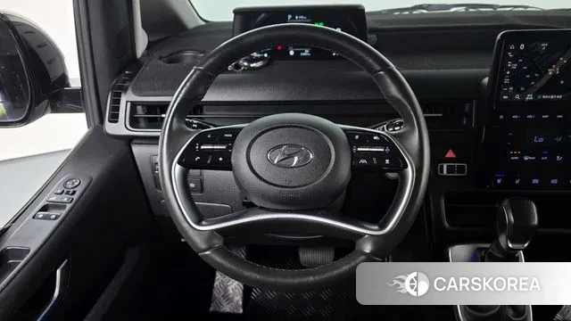 Hyundai Staria 2023 Серебряный из Кореи, фото 4