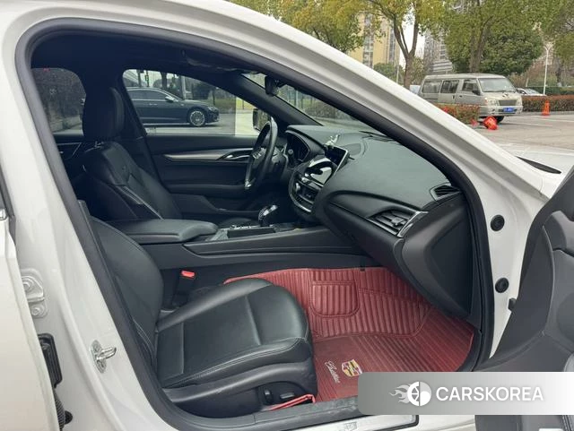 Cadillac CT5 2022 Белый из Китая, фото 4
