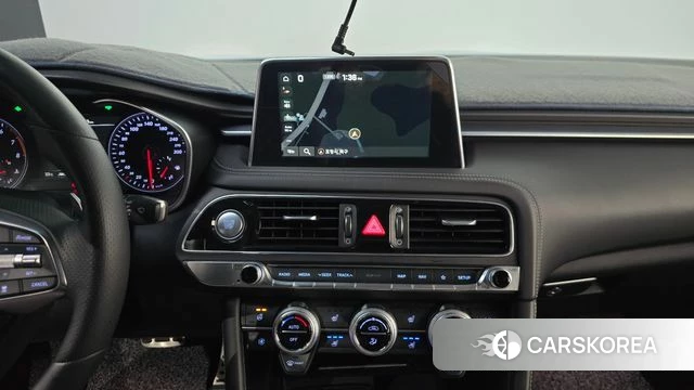 Genesis G70 2019 Серебристо-серый из Кореи, фото 4