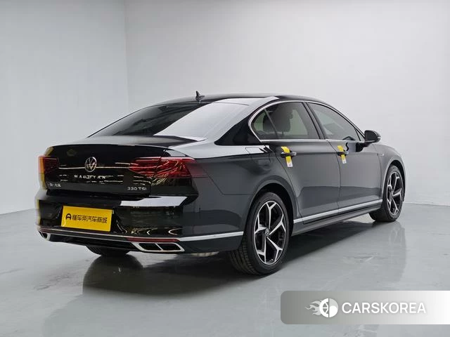 Volkswagen Magotan 2023 Черный из Китая, фото 4