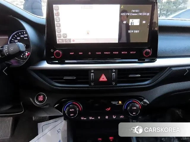 Kia The New K3 2nd generation 2021 Белый из Кореи, фото 4