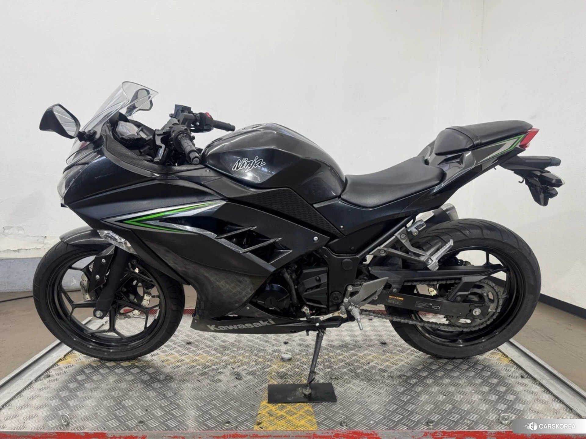 Kawasaki NINJA 250 2016 из Японии, фото 2