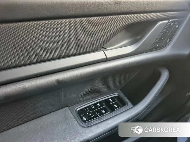 Porsche Taycan 2021 Белый из Кореи, фото 4