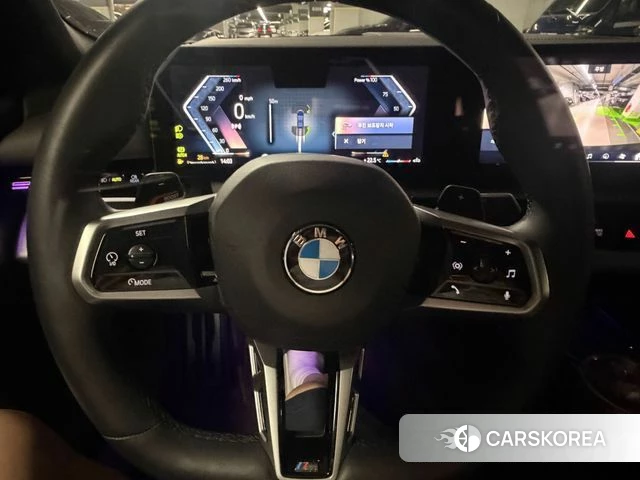 BMW 5 Series (G60) 2024 Черный из Кореи, фото 4