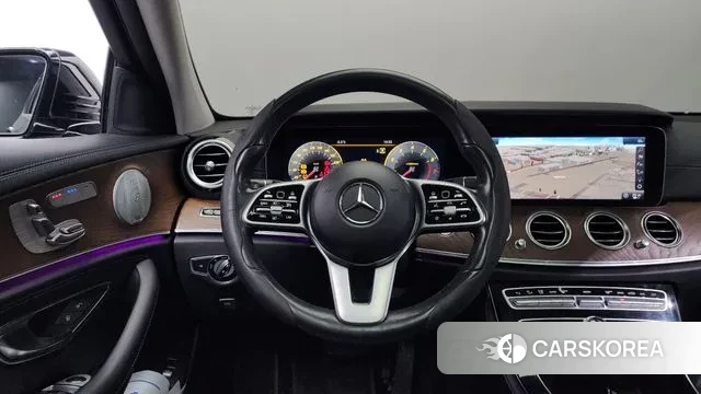 Mercedes-Benz E-Class W213 2019 Черный из Кореи, фото 4