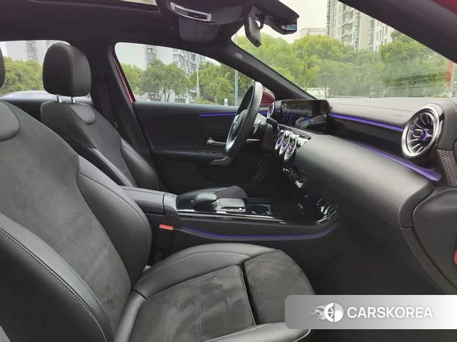 Mercedes-Benz Class A 2021 Красный из Китая, фото 4