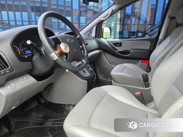 Hyundai The New Grand Starex 2018 Серебряный из Кореи, фото 4