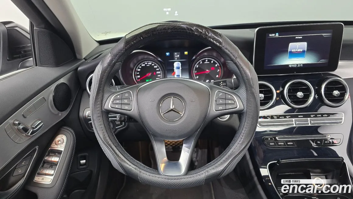 Mercedes-Benz C-Class W205 2018 Черный из Кореи, фото 4