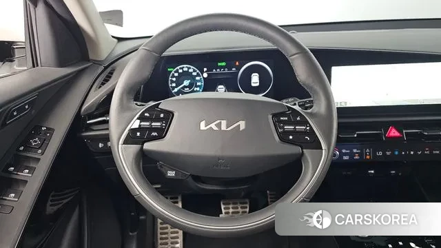 Kia Di Ol Nu Niro 2023 Белый из Кореи, фото 4