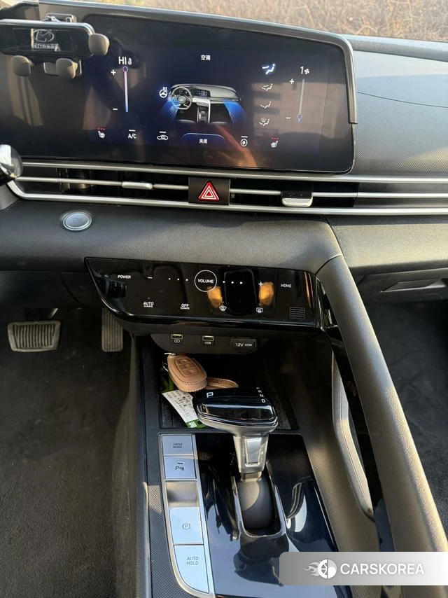 Hyundai Elantra 2022 Белый из Китая, фото 4