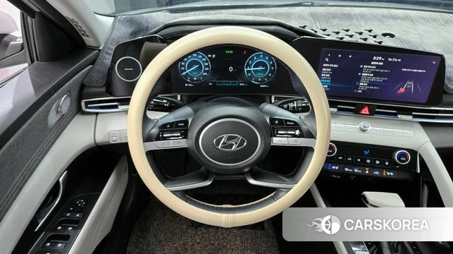 Hyundai Avante (CN7) 2021 Серебристо-серый из Кореи, фото 4