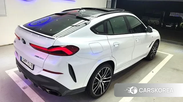 BMW X6 (G06) 2022 Белый из Кореи, фото 4